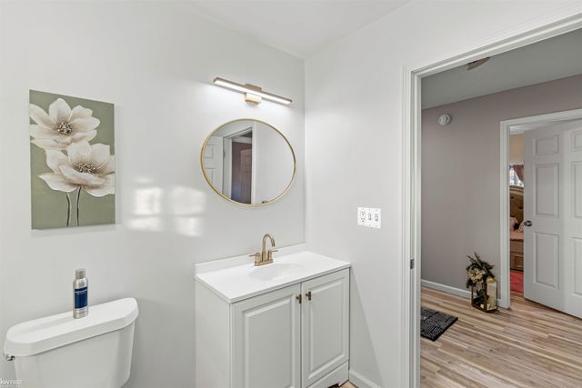 802 Mckeighan Avenue, Flint, MI 48507