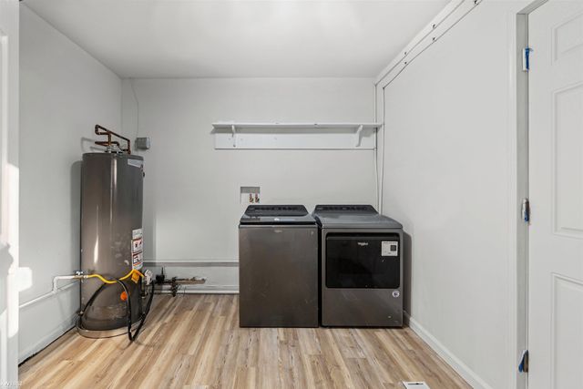 802 Mckeighan Avenue, Flint, MI 48507