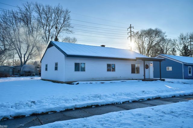 802 Mckeighan Avenue, Flint, MI 48507