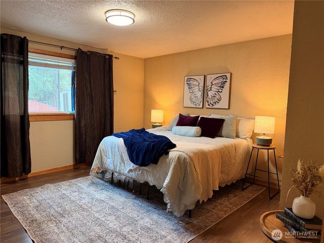 3546 longhorn, Bremerton, WA 98312