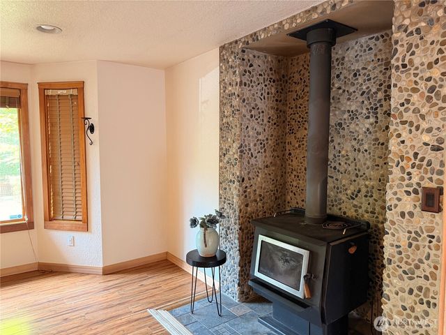 3546 longhorn, Bremerton, WA 98312