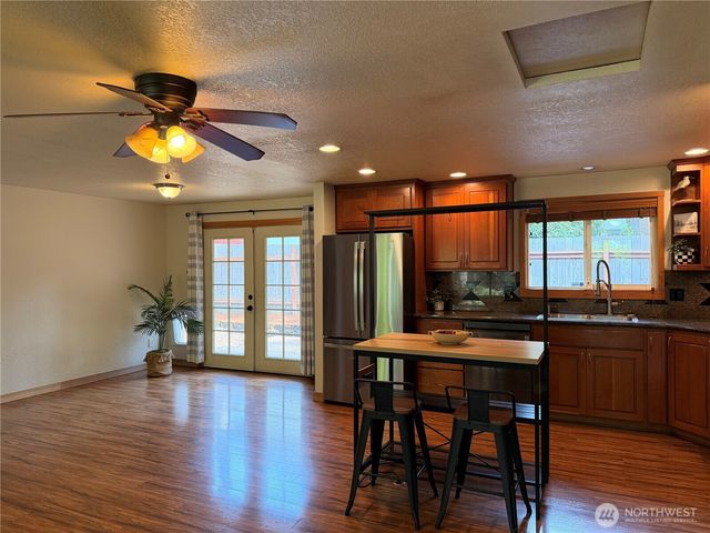 3546 longhorn, Bremerton, WA 98312