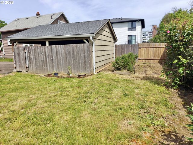 8428 Se 17TH Ave, Portland, OR 97202