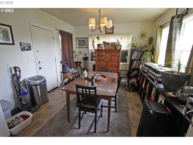 8428 Se 17TH Ave, Portland, OR 97202