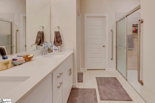 173 Vickery Road, Woodruff, SC 29388