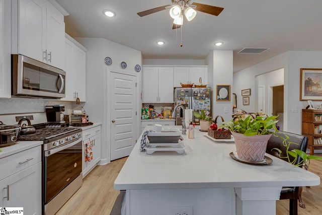 173 Vickery Road, Woodruff, SC 29388