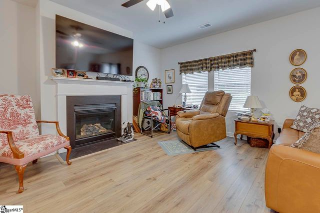 173 Vickery Road, Woodruff, SC 29388