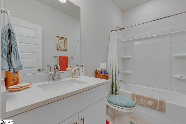 173 Vickery Road, Woodruff, SC 29388