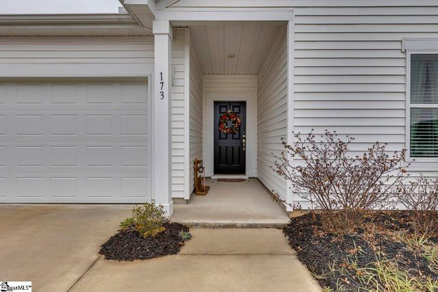 173 Vickery Road, Woodruff, SC 29388