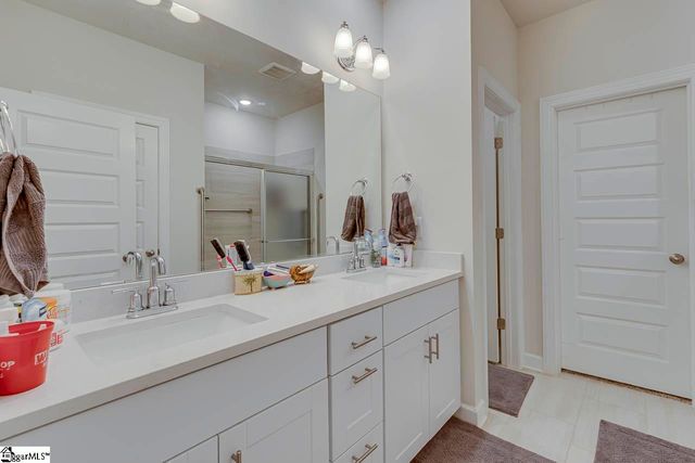 173 Vickery Road, Woodruff, SC 29388