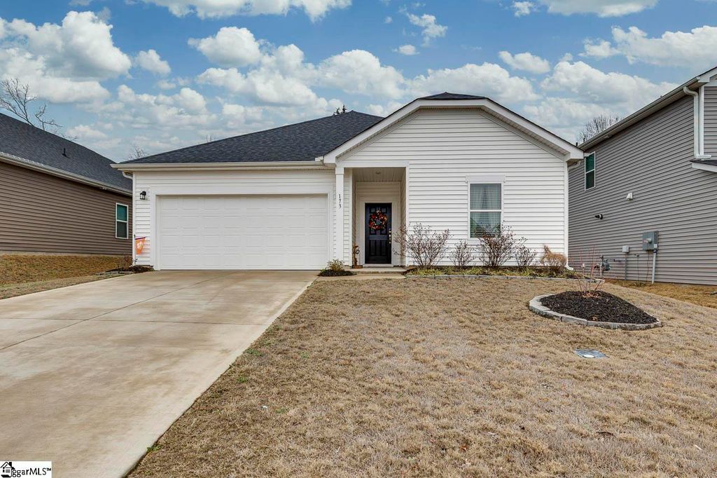 173 Vickery Road, Woodruff, SC 29388