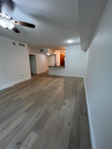 510 NW 84th Ave 205, Plantation, FL 33324