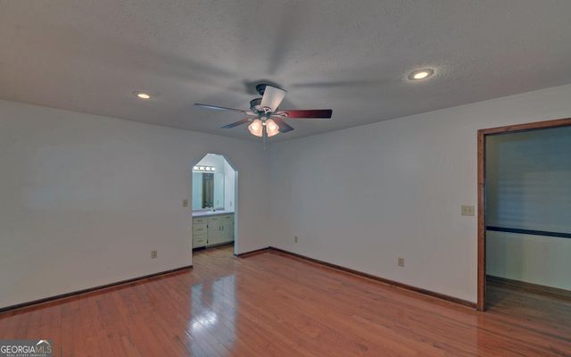 197 Woodland Way, Dewy Rose, GA 30634