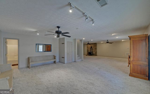 197 Woodland Way, Dewy Rose, GA 30634