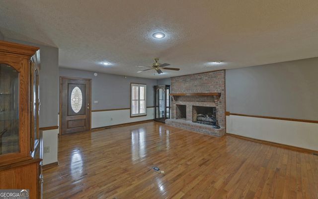 197 Woodland Way, Dewy Rose, GA 30634