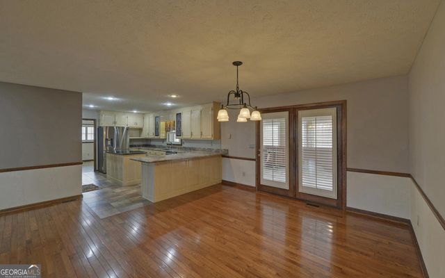 197 Woodland Way, Dewy Rose, GA 30634