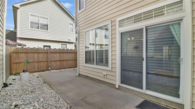 1841 Riddlesworth DR, Virginia Beach, VA 23456
