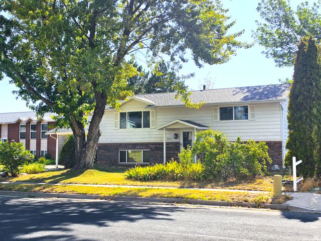 6051 S 2900 W, Roy, UT 84067