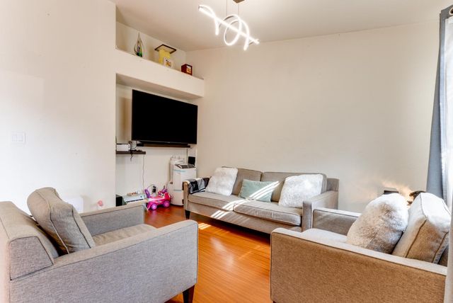 2083 W Antley St, Merced, CA 95348