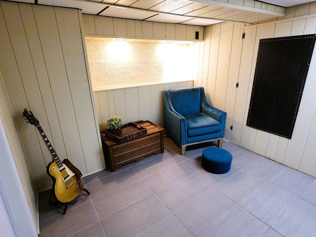 7818 W Elmgrove Drive, Elmwood Park, IL 60707