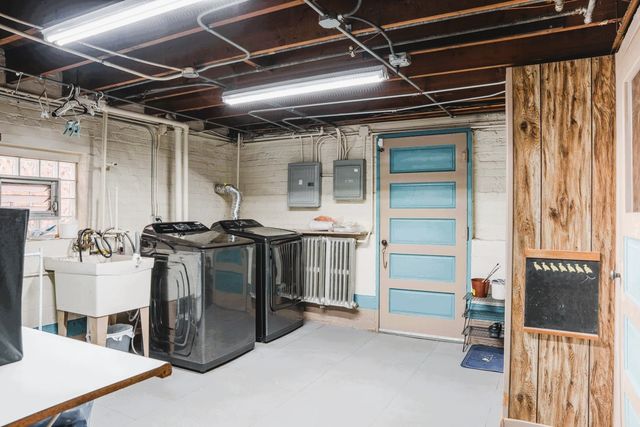 7818 W Elmgrove Drive, Elmwood Park, IL 60707