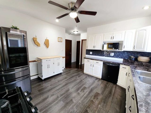 7818 W Elmgrove Drive, Elmwood Park, IL 60707