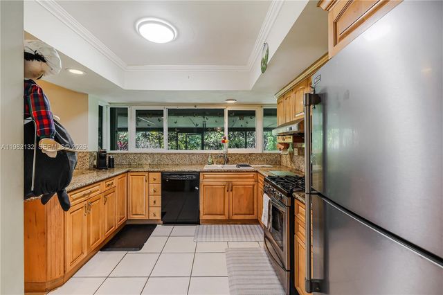 11541 SW 100th Street, Miami, FL 33176