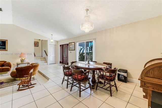 11541 SW 100th Street, Miami, FL 33176