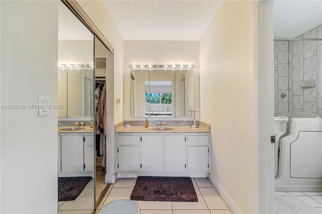11541 SW 100th Street, Miami, FL 33176