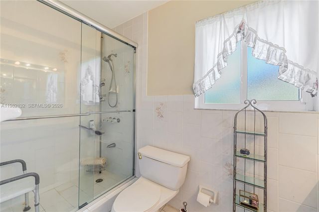 11541 SW 100th Street, Miami, FL 33176