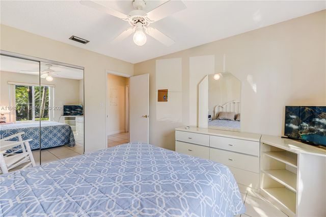 11541 SW 100th Street, Miami, FL 33176