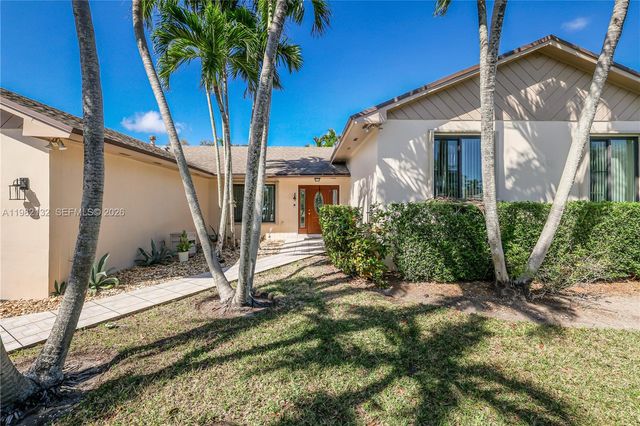 11541 SW 100th Street, Miami, FL 33176