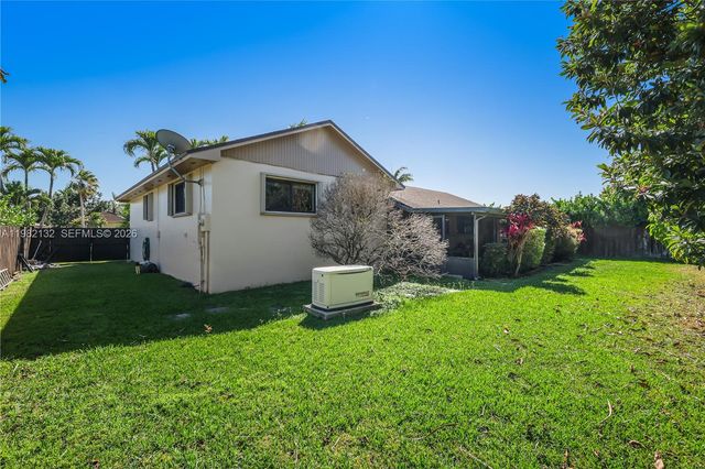 11541 SW 100th Street, Miami, FL 33176