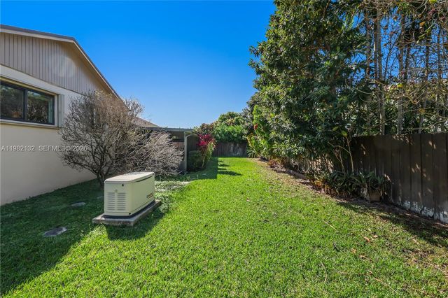 11541 SW 100th Street, Miami, FL 33176