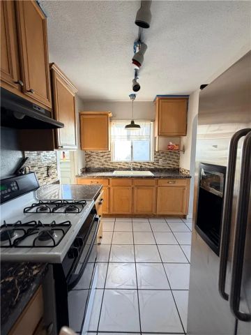 2452 Adriatic, Long Beach, CA 90810