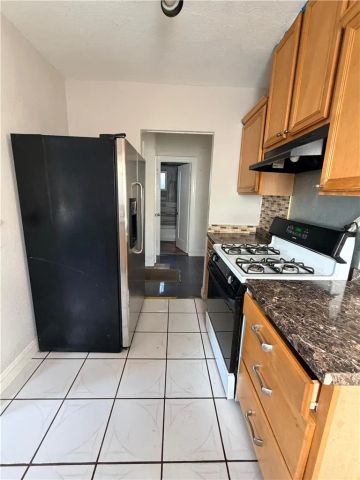 2452 Adriatic, Long Beach, CA 90810