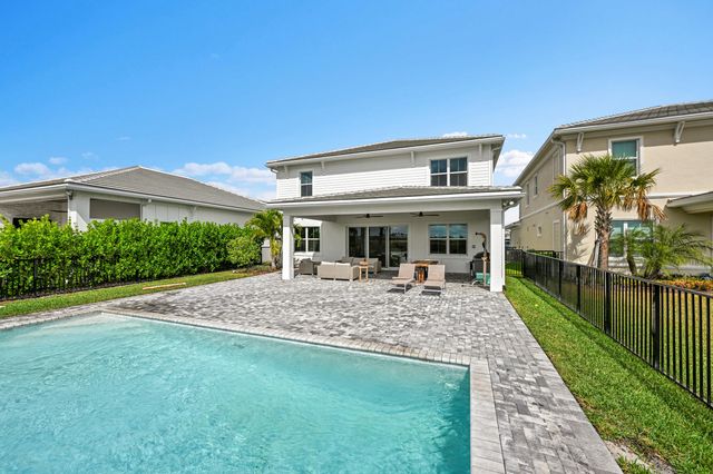 12554 Nautilus Circle, Palm Beach Gardens, FL 33412