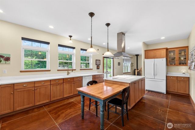 6207 63rd Avenue NE, Olympia, WA 98516