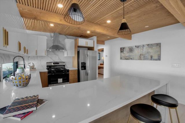 2788 E Via Escuela, Palm Springs, CA 92262