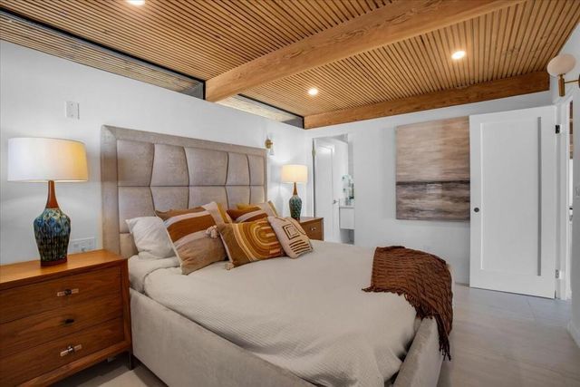 2788 E Via Escuela, Palm Springs, CA 92262