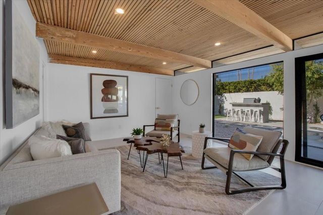 2788 E Via Escuela, Palm Springs, CA 92262