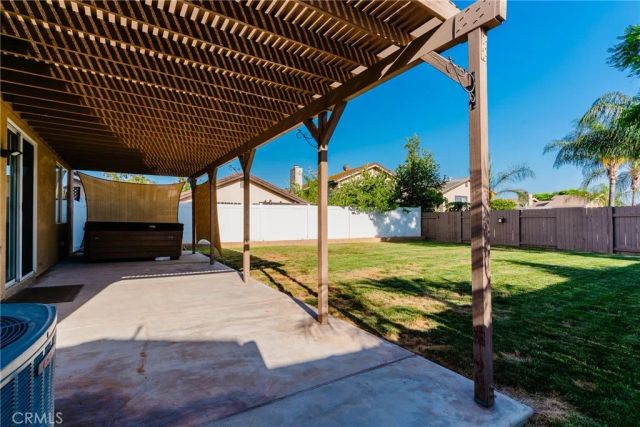 7828 Linares, Riverside, CA 92509