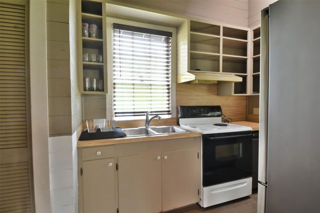 9091 Providence Street, Chappell Hill, TX 77426