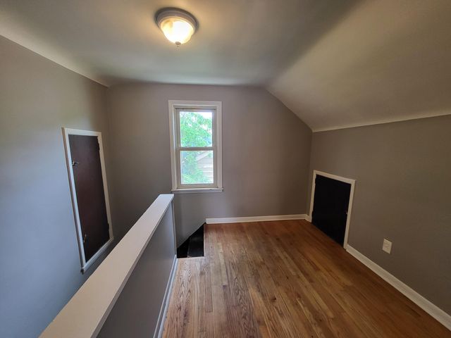 19677 Kingsville Street, Harper Woods, MI 48225