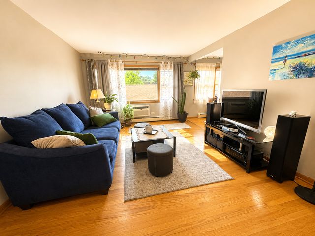 7347 W Diversey Avenue W 8, Elmwood Park, IL 60707