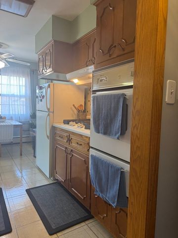 7347 W Diversey Avenue W 8, Elmwood Park, IL 60707