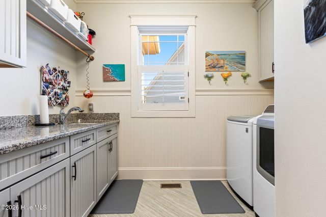 3023 Baycrest Drive, Southport, NC 28461