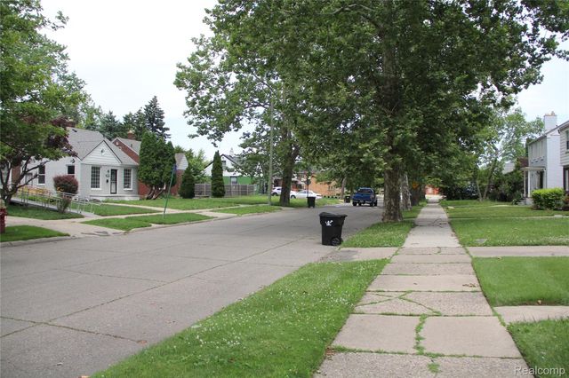 11470 E Lakepointe Street E, Detroit, MI 48224