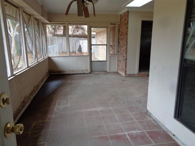 92 S Meadow Lane, Haughton, LA 71037