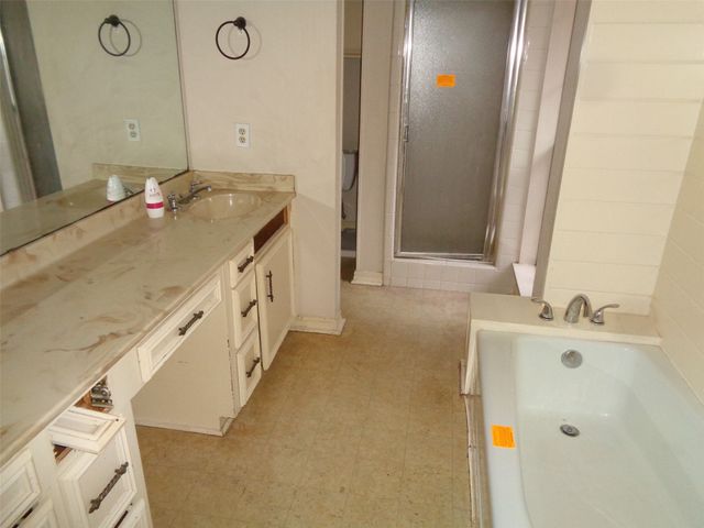 92 S Meadow Lane, Haughton, LA 71037